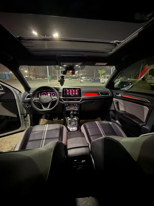 Volkswagen T-Roc 2024 R-Line 