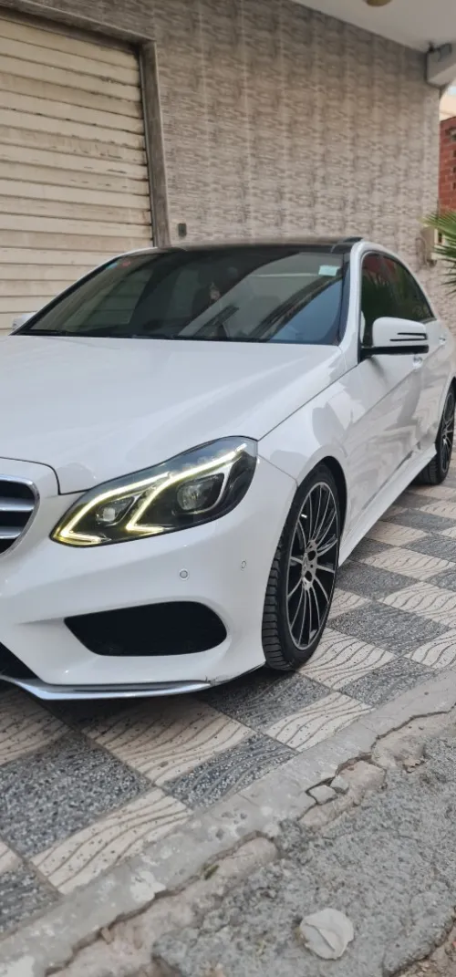 Mercedes Classe E 2015 AVANTGARDE Pack AMG
