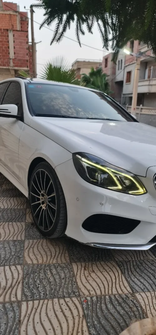 Mercedes Classe E 2015 AVANTGARDE Pack AMG