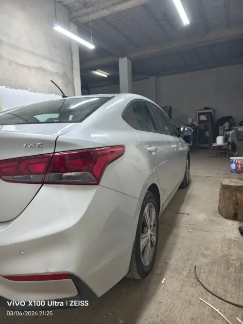 Hyundai Accent RB  5 portes 2018 GL DZ