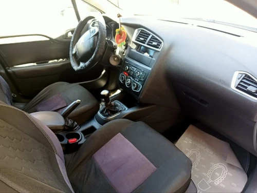 Citroen C4 2011 Attraction