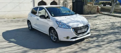 Peugeot 208 2015 Allure