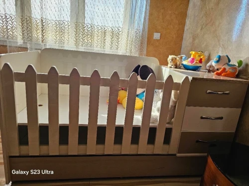سرير رضيع اتصلو 