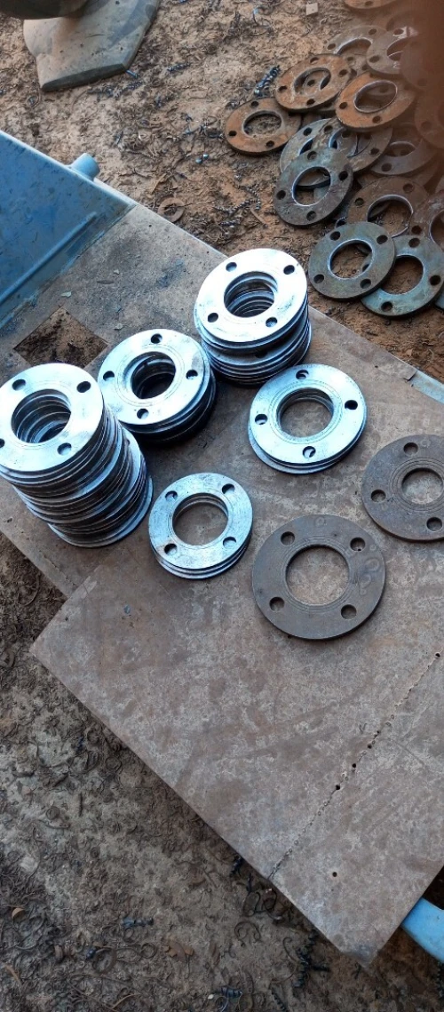 Fabrication de tous les modèles de brides en acier.