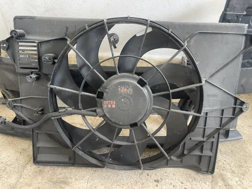 Armature traverse ventilateur radiateur Hyundai Capteur Enti choc Hyundai capteur demperature et pression d huile moteur capteur température extérieur
