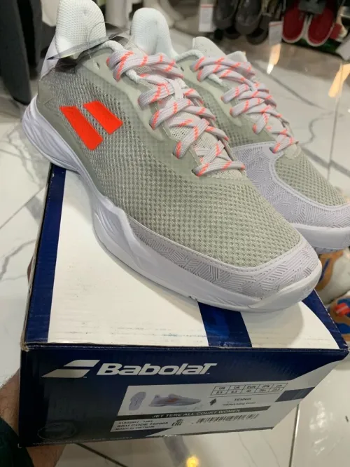 Lot chaussures babolat cntt 1400