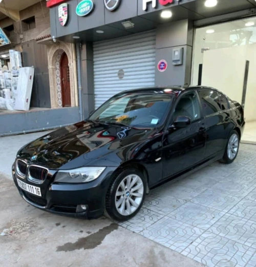 BMW Série 3 2011 318D