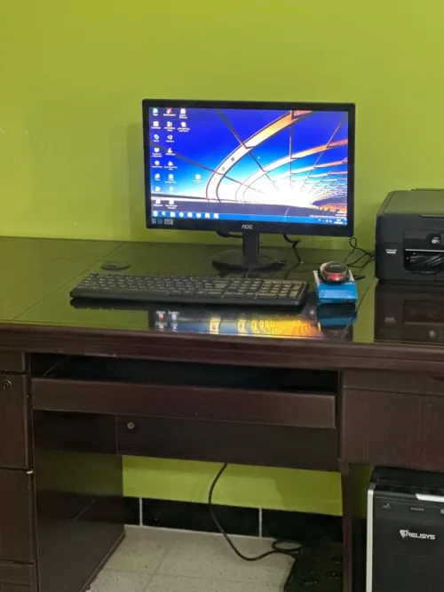 pc de bureau aoc avec unité centrale samsung 