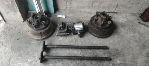 maou tambour relement pompe hydroluque de arbre avec legante ( camion izuzu) + tranpita comlet (camion JBC) avce legente