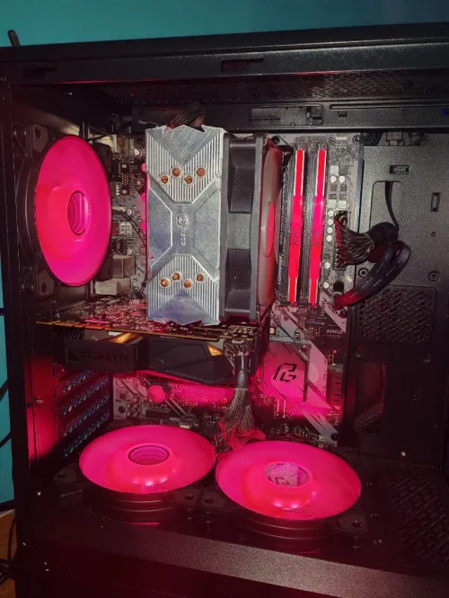Unite Gamer Ryzen 5 5600/16Gb/51Gb
