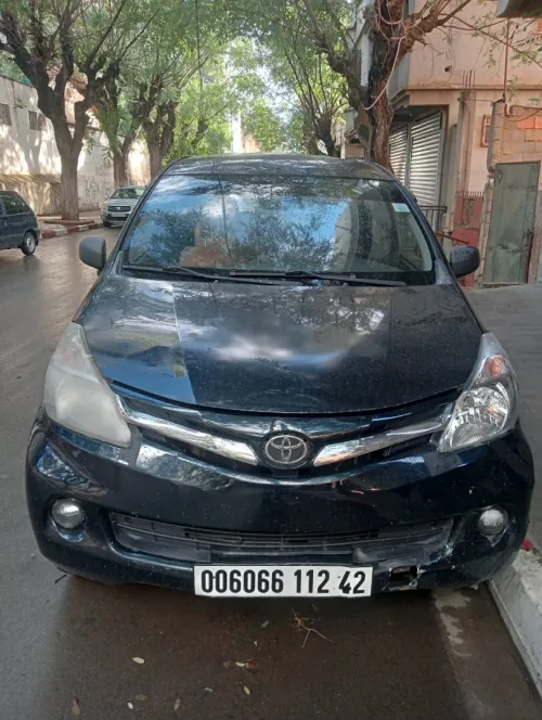 Toyota Avenza 2012 Avenza