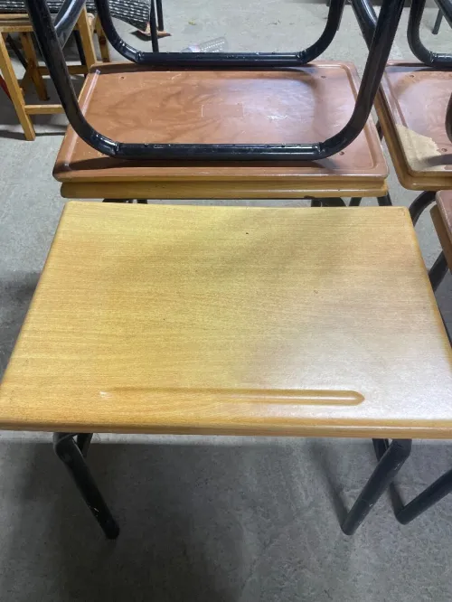 LOT TABLE CHAISE ÉCOLE 