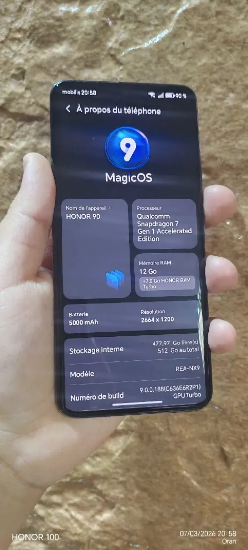 HONOR 90