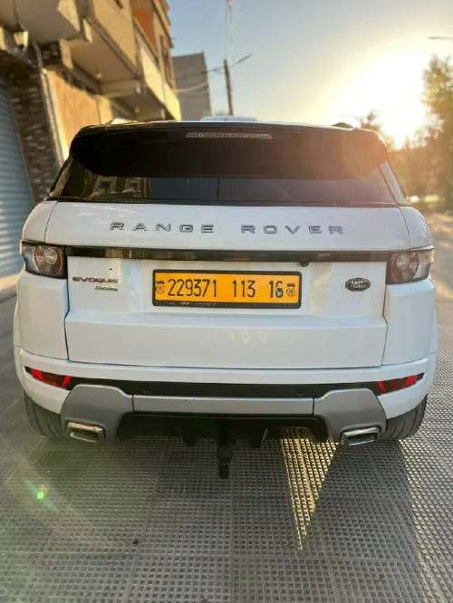 Range Rover IVOQUE 2013 عالمية