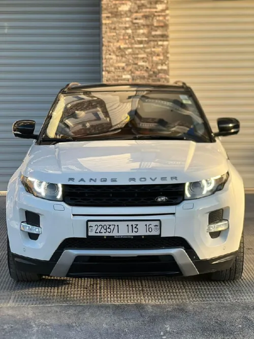 Range Rover IVOQUE 2013 عالمية
