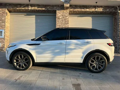 Range Rover IVOQUE 2013 عالمية