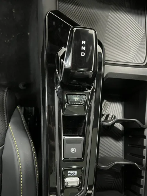 Geely Coolray 2025 full option
