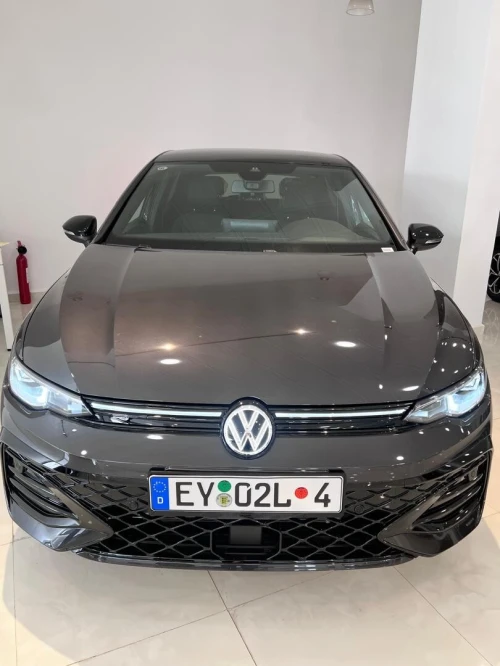 Volkswagen Golf 8 2025 R-Line