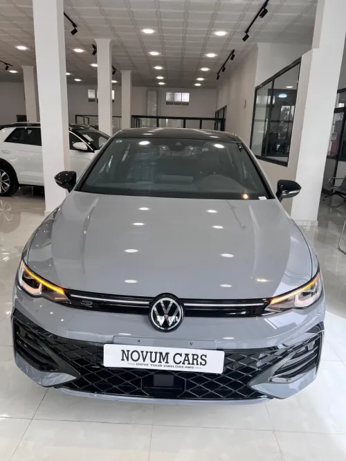 Volkswagen Golf 8 2025 R-Line