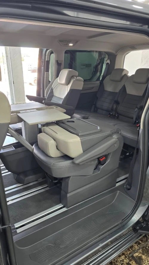 Volkswagen multivan 2025 