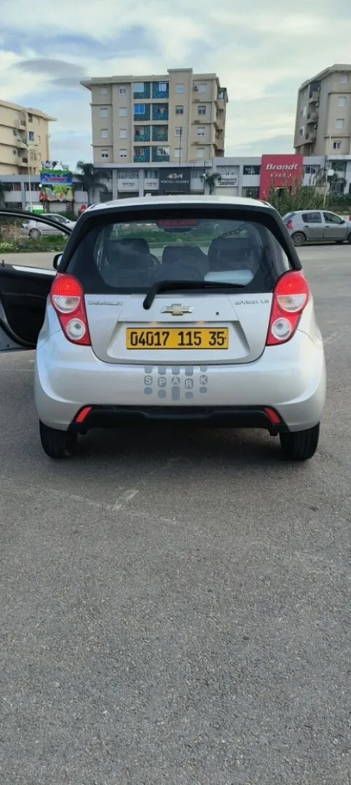 Chevrolet New Spark 2015 Elegance