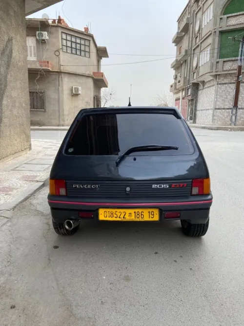 Peugeot 205 1986 1.6 gti injection