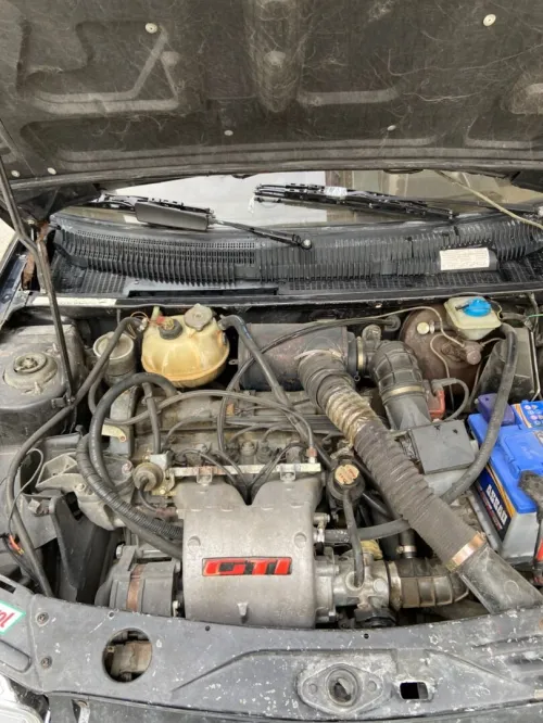 Peugeot 205 1986 1.6 gti injection