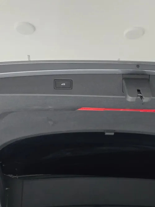 Volkswagen Tiguan 2025 R Lain