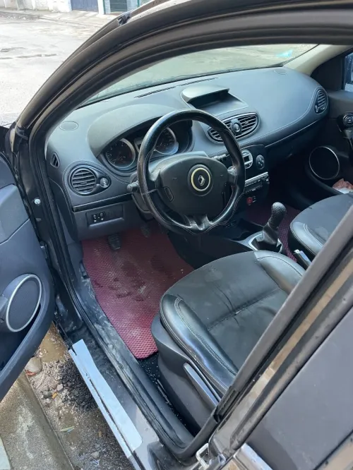Renault Clio 3 2012 Night and Day