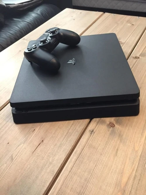 Ps4 slim