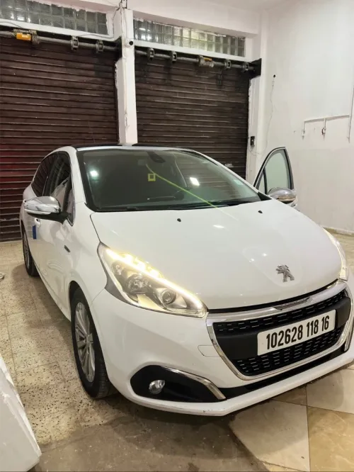 Peugeot 208 2018 Allure Facelift