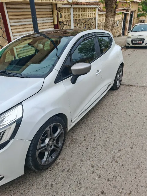 Renault Clio 4 2018 GT Line +