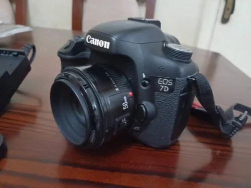 Canon 7D  _ objectif 50mm 1.8