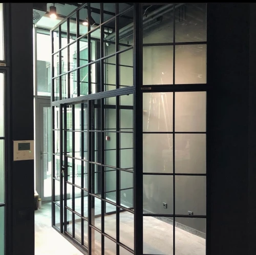 Verrière style industriel Porte , séparation , vitrine 