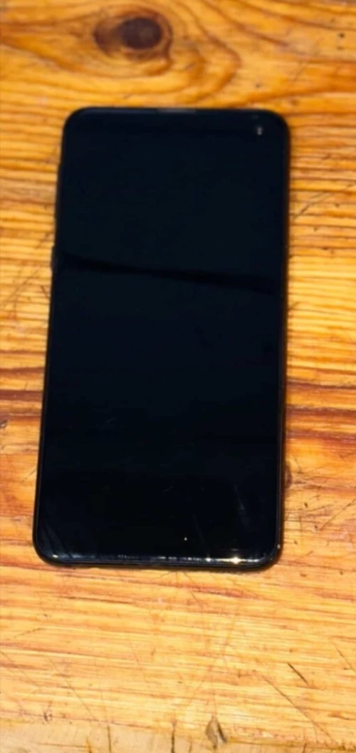 Samsung S10e