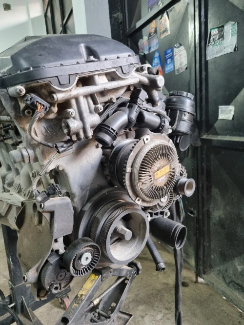 Motor bmw m54