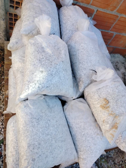 Graviers Décoratifs Blanc Et Noir  Gravier décoration للتزيين  Gravier de marbre Sac   