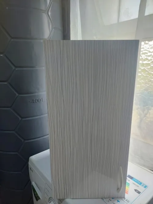 Meuble de rangement pour la salle de bain 