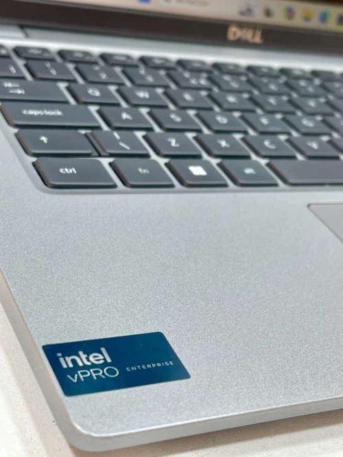 Dell latitude 5450 Ultra 7 165U 16gb 512ssd