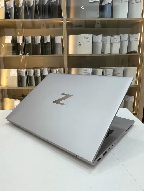 Hp Zbook Firefly 14 G9 i7-1255U 16gb 512ssd NVIDIA T550