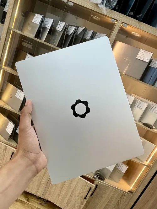 Laptop Framework 13 AMD Ryzen 7 7840U 16gb 512ssd