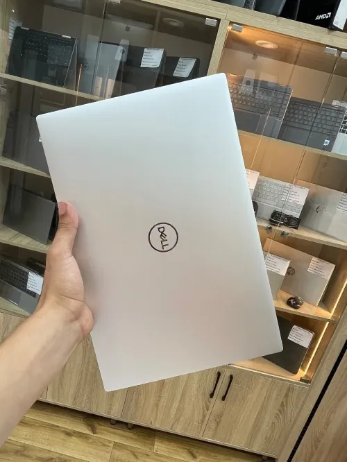 Dell XPS 15 9520 4K Tactile i7-12700H 32gb 512ssd NVIDIA RTX 3050Ti