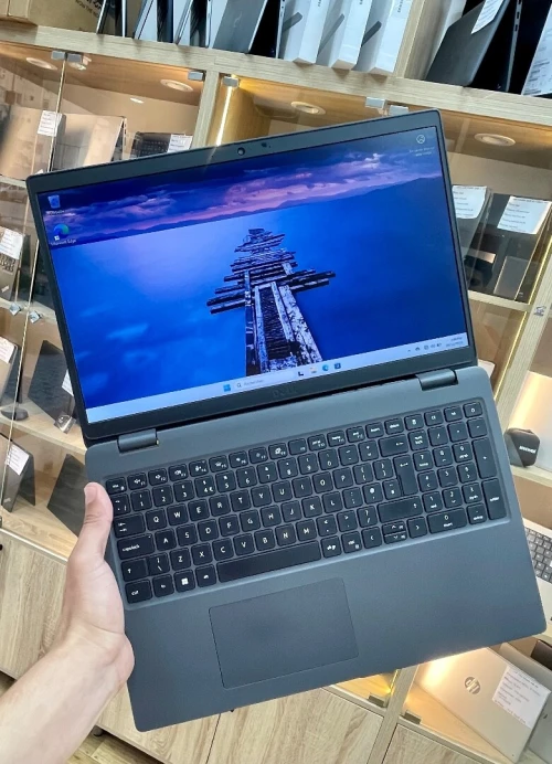 Dell latitude 3540 i3-13150U 8gb 512ssd