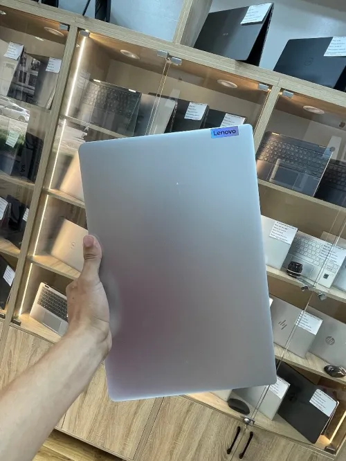 Lenovo Ideapad 15 AMD Ryzen 5 55000U 8gb 512ssd