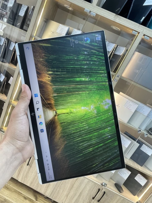 Hp elitebook x360 1040 G8 i7-1185G7 8gb ddr5 256ssd