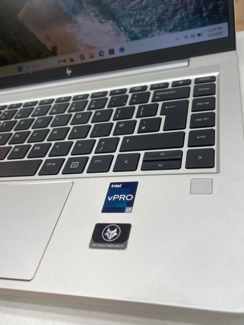 Hp elitebook 640 G9 i7-1265U 16gb 512gb