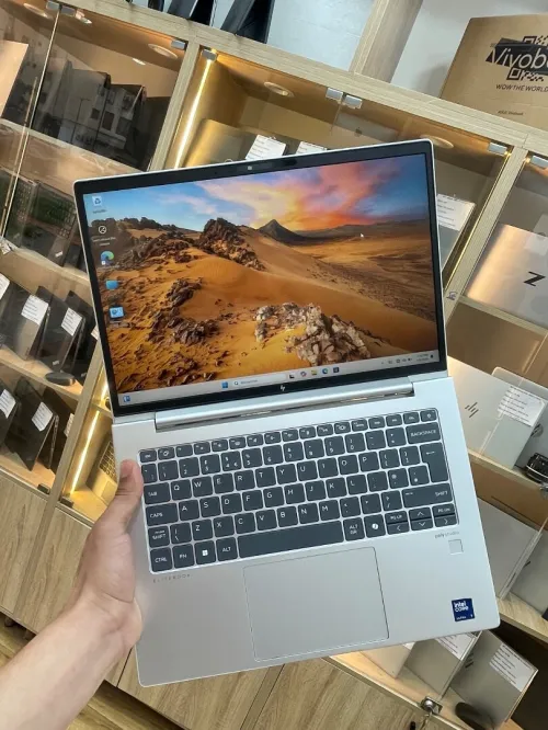 Hp elitebook 640 G11 Ultra 7 155U 16gb 512gb
