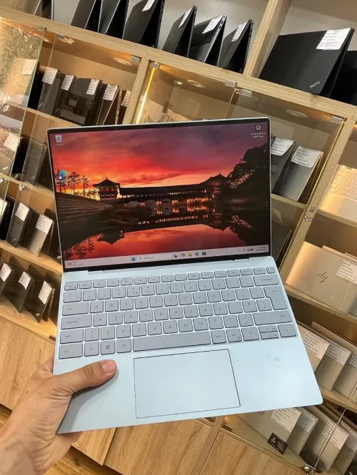 Dell XPS 9315 i5-1230U 8gb 512ssd