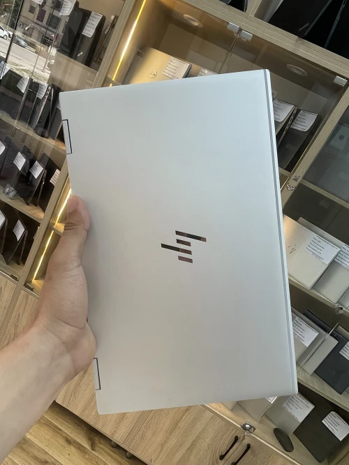Hp elitebook x360 1040 G8 i7-1185G7 8gb ddr5 256ssd