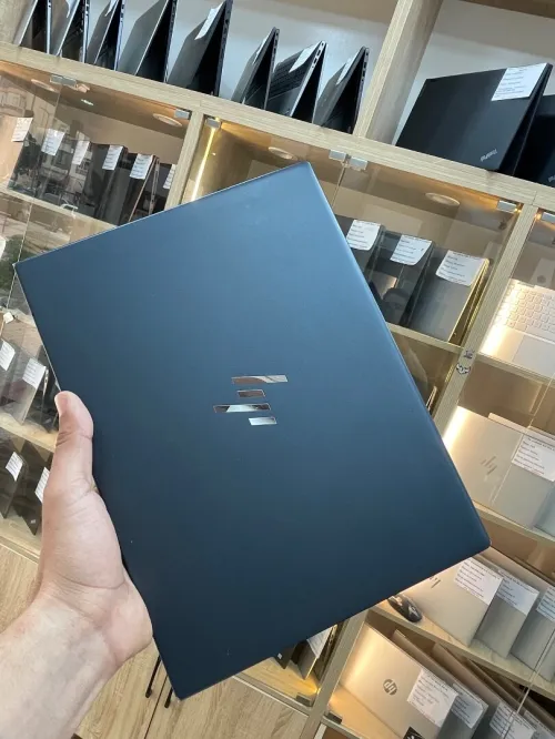 Hp Elite Dragonfly 13.5 i7-1365U 32gb 512ssd